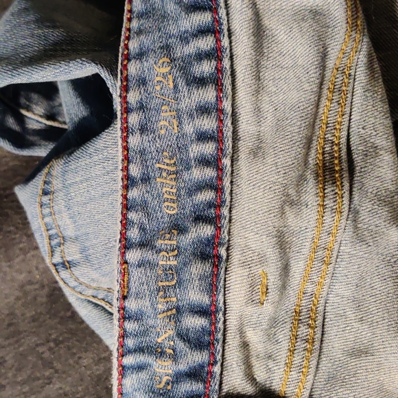 Jeans - Picture 4 of 4